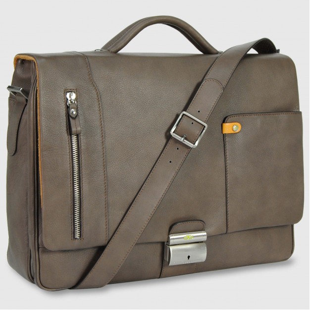Business bag for Men in soft leather 15" with long flap