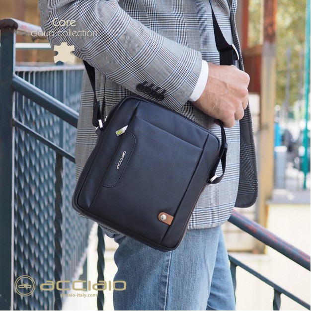 Men's shoulder bag "Core" in leather Black