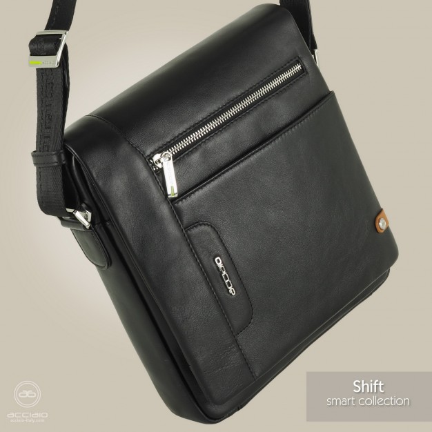 Borsello uomo con patta largo in pelle Nero