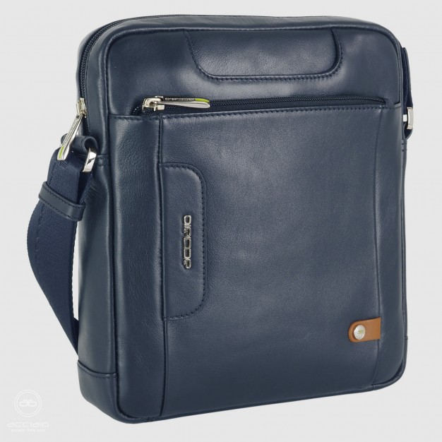 Men's shoulder bag large in leather Blue