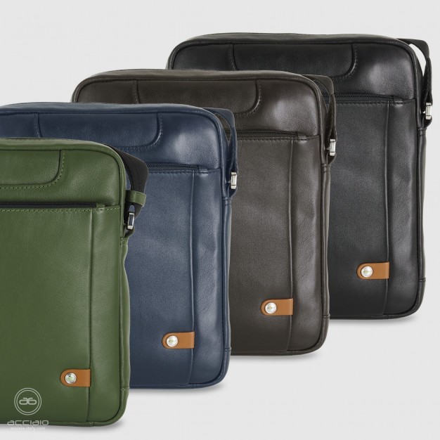 Men's shoulder bag large in leather Green Men's shoulder bag large in leather Green