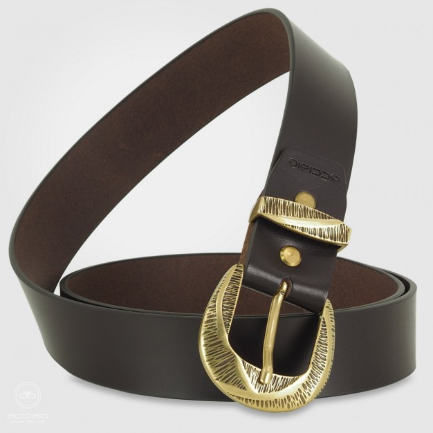 Woman's Brown belt in smooth Leather with brass buckle