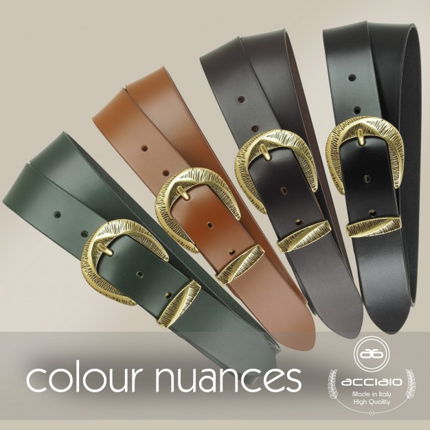 Woman's Cognac belt in smooth Leather with brass buckle