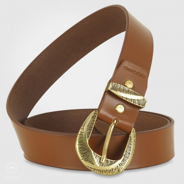 Woman's Cognac belt in smooth Leather with brass buckle