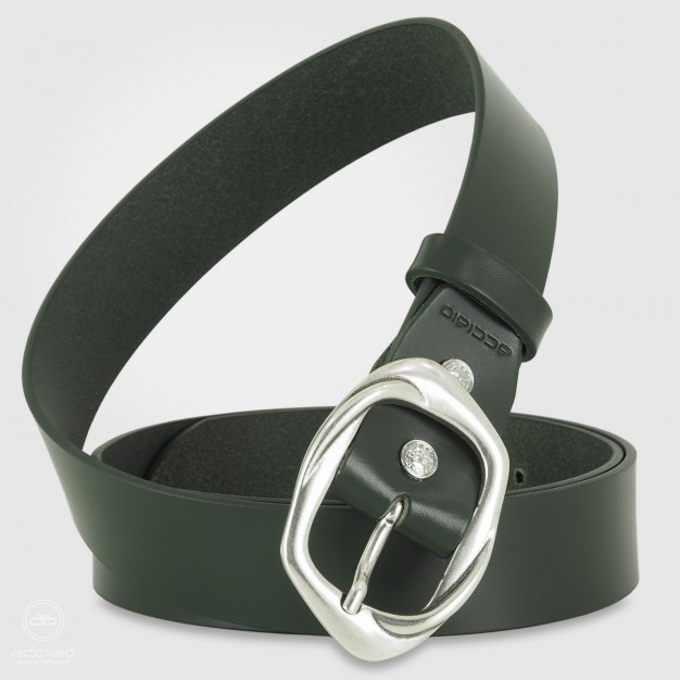 Woman's Green belt in smooth Leather, antique Silver buckle