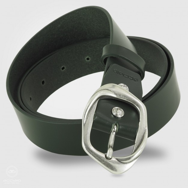 Woman's Green belt in smooth Leather, antique Silver buckle