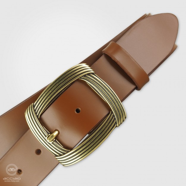 Cintura larga da donna in cuoio liscio Cognac, fibbia Ottone