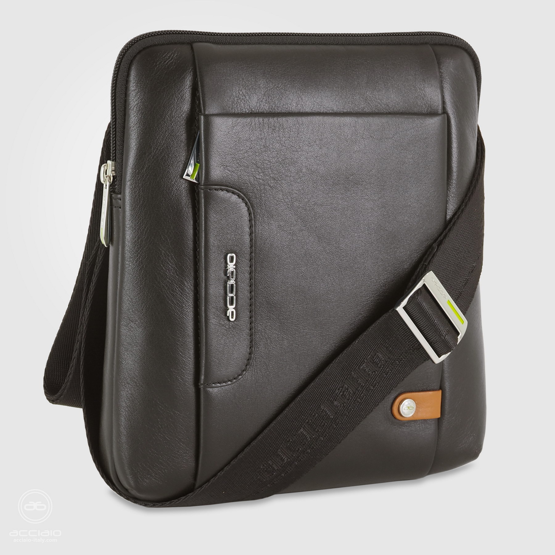 men's shoulder bag in leather blue