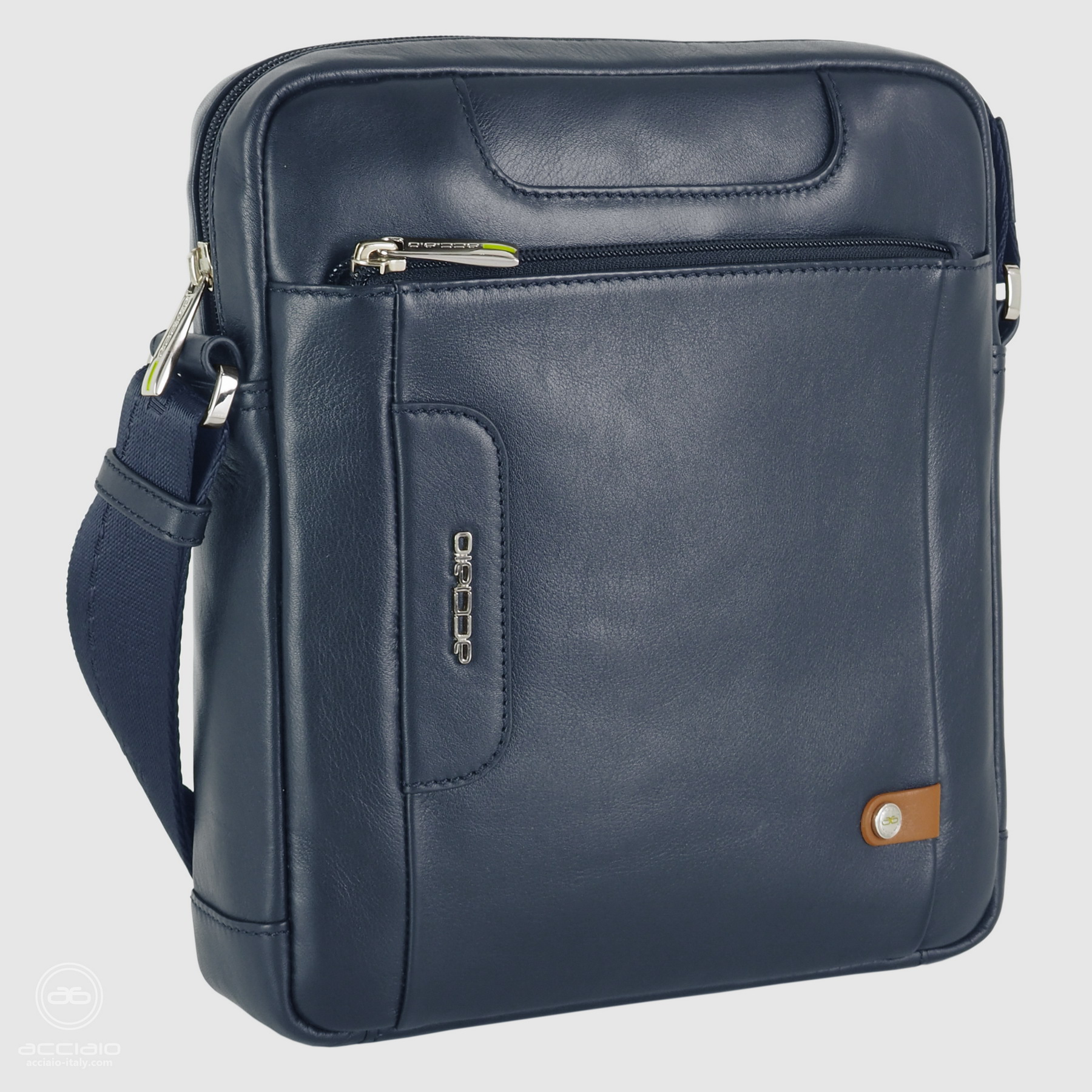 large men's shoulder bag leather blue